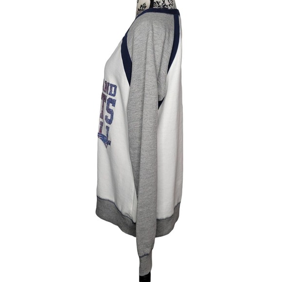 Majestic Fan Fashion New England Patriots Glitter Spellout Sweatshirt XL - Picture 2 of 6